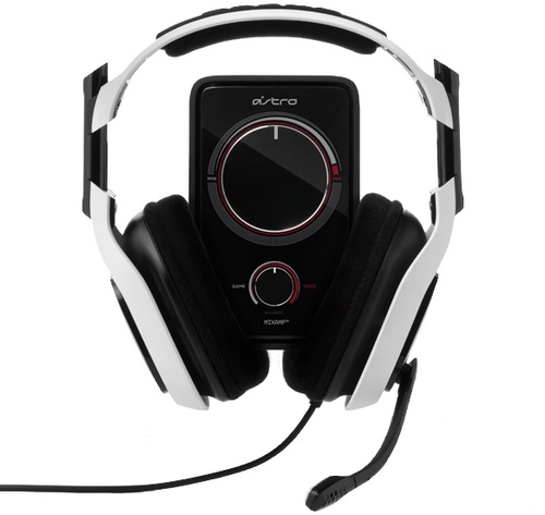 Astro Gaming A40 headset MixAmp picture