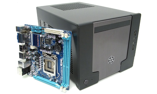 Gigabyte H55 Mini ITX motherboard Silverstone SG07 Mini ITX case picture