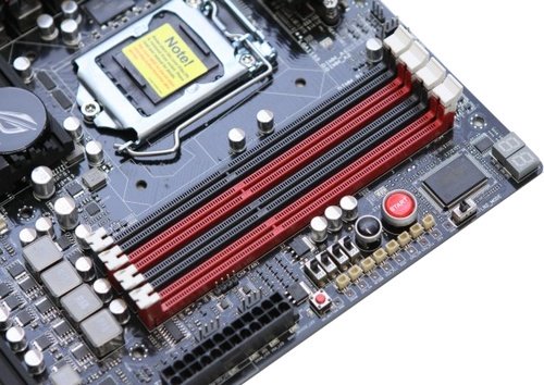 ASUS Maximus IV Extreme-Z LGA1155 Z68 overclocking motherboard image